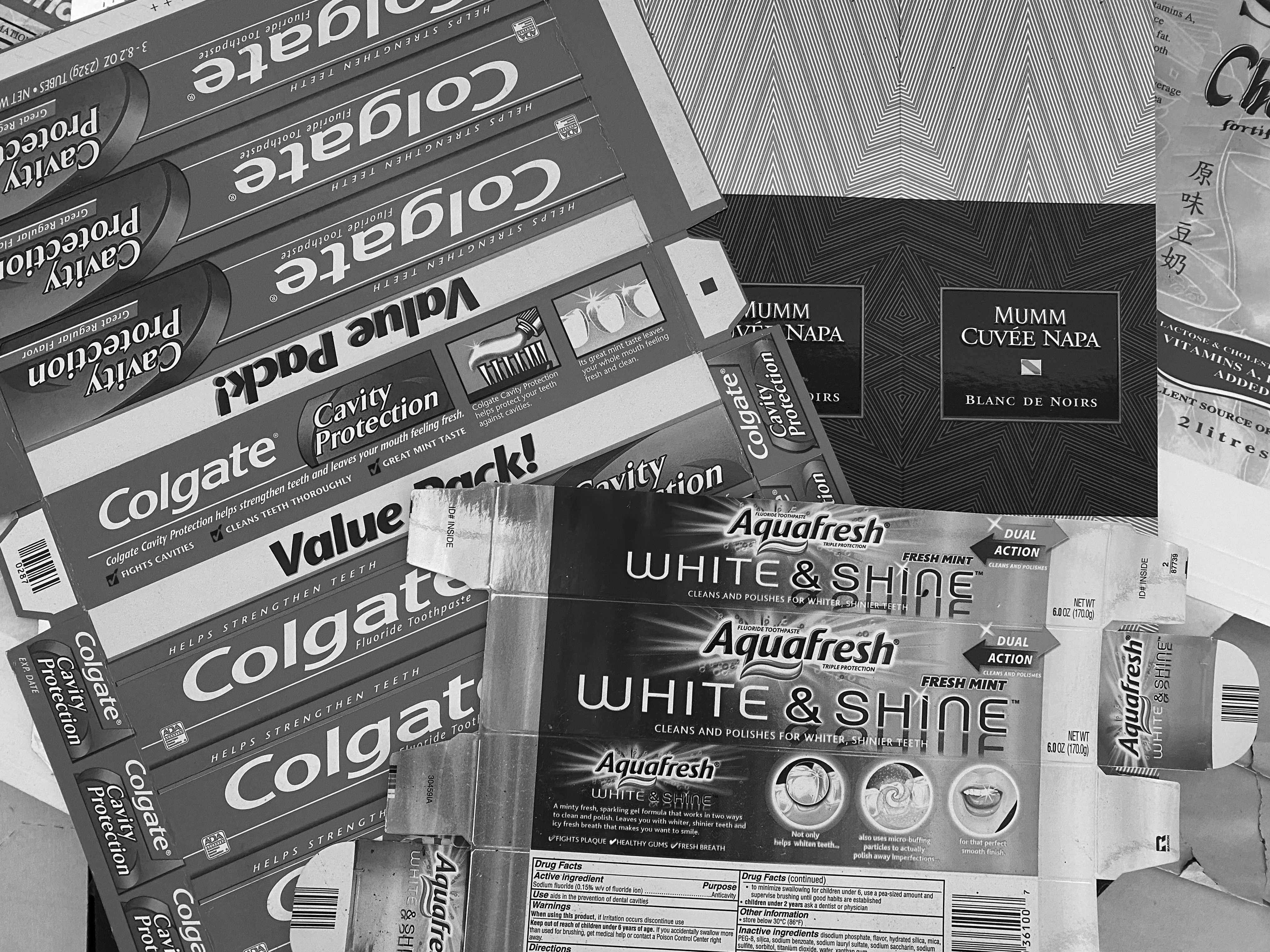 Folding carton blanks